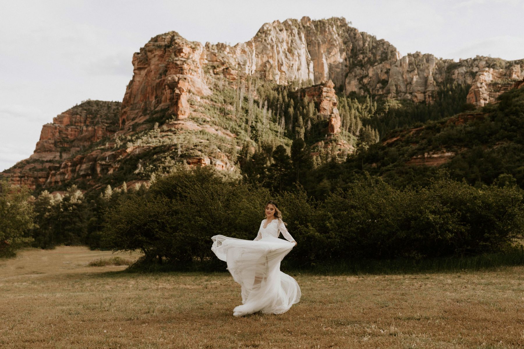 Elegant & Intimate Wedding in Arizona – Elora + Nic